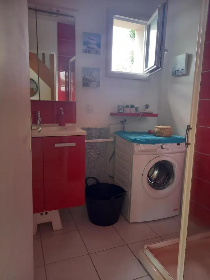 Holiday home Maison Tout Confort Au Calme A 300M De La Mer Et Du Gr34 Avec Jardin Loctudy